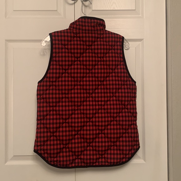 J. Crew Plaid Puffer Vest Checked Checkered Small in Like New Condition - Picture 3 of 11